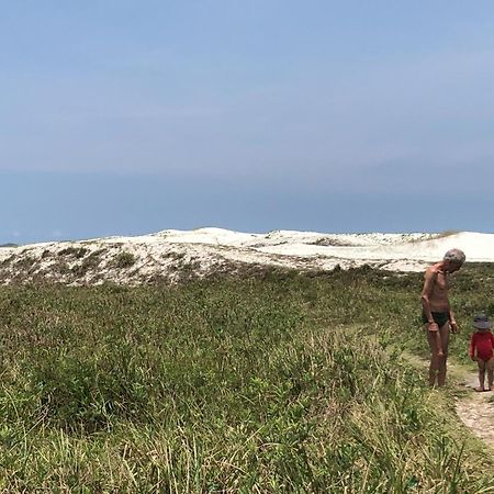 Tres Quartos Na Praia Cabo Frio Esterno foto