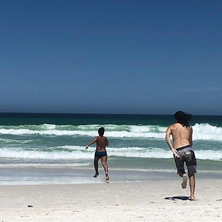 Tres Quartos Na Praia Cabo Frio Esterno foto